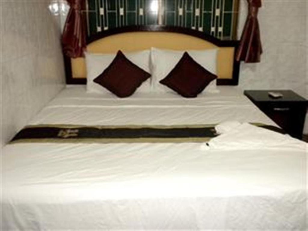 Golden Boat Guesthouse Phnom Penh Habitación foto